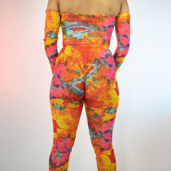 The RXCH Two-Piece - Picture 3 of 3